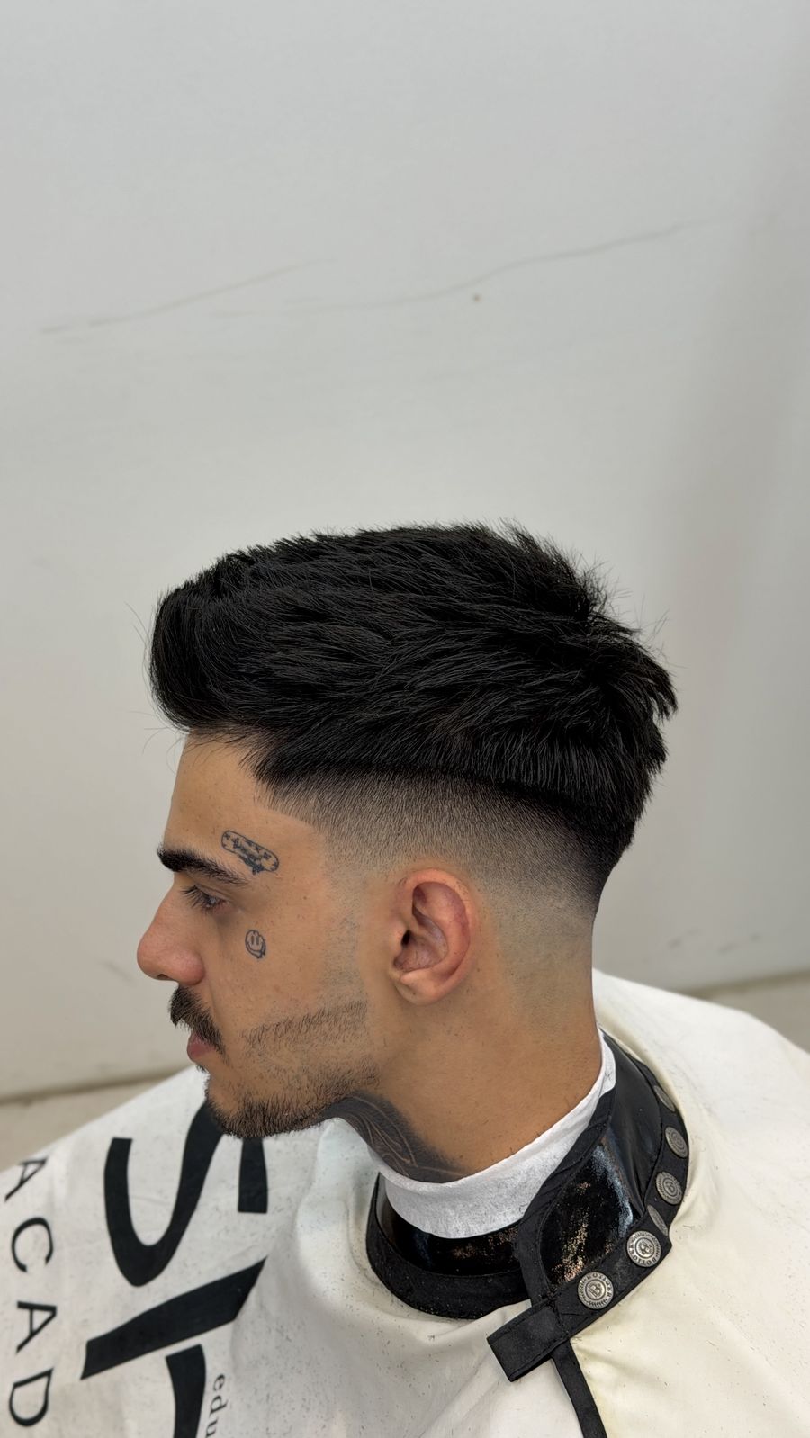 نمونهکار کوتاهی موی مردانه روی مدل — آکادمی SLR اصفهان