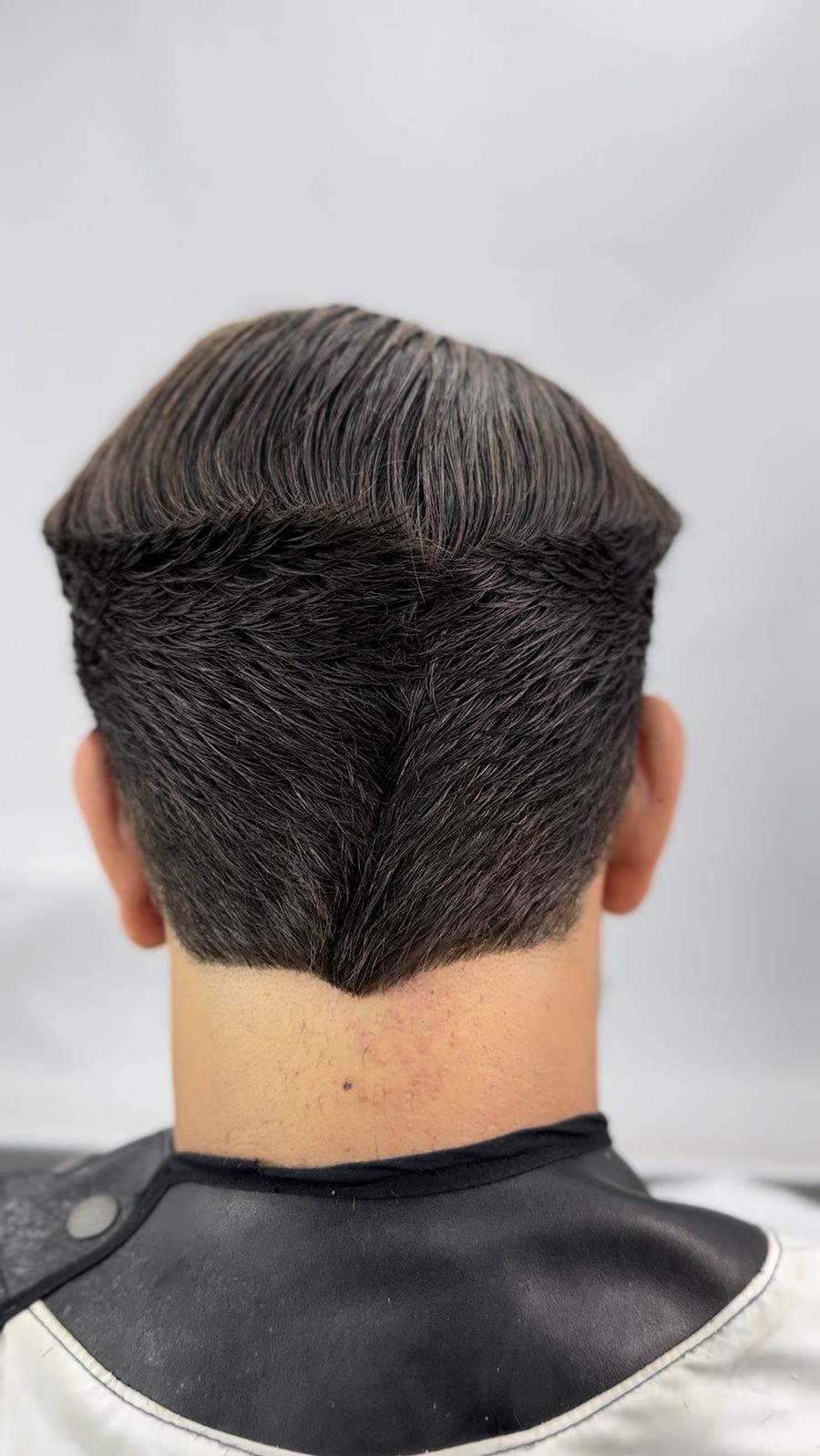 نمونهکار کوتاهی موی مردانه روی مدل — آکادمی SLR اصفهان